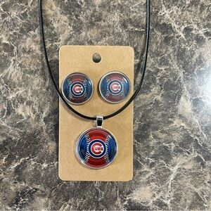 Chicago Cubs Earrings and Necklace Gift Set New